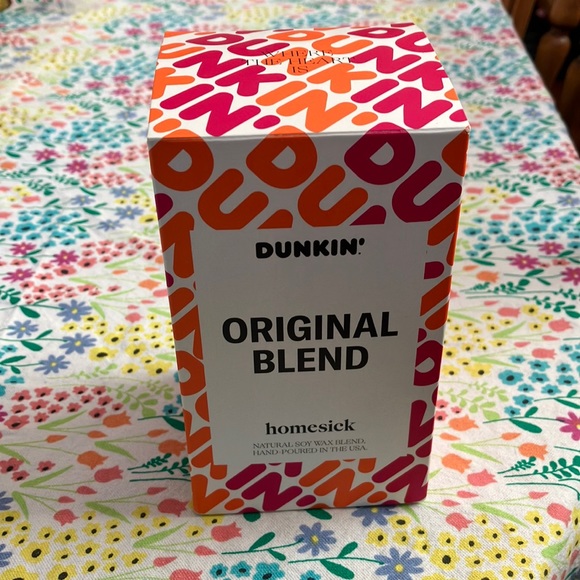 Dunkin Donuts Original Blend homesick collaboration candle NIB - Picture 1 of 5